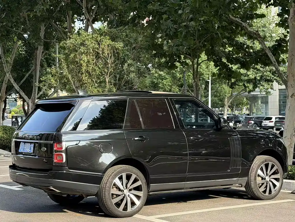 Land Rover Range Rover — миниатюра 9