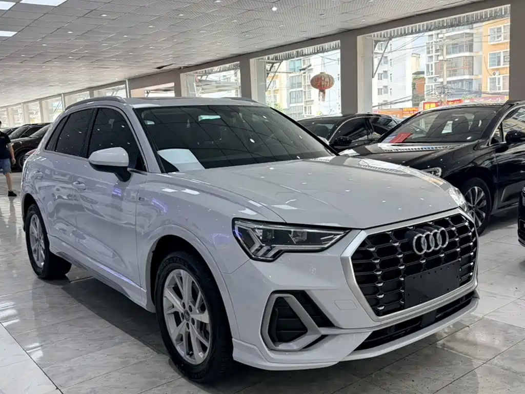 Audi Q3 — миниатюра 10