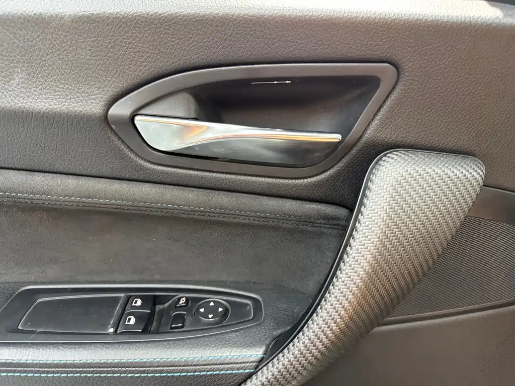 BMW M2 — миниатюра 9