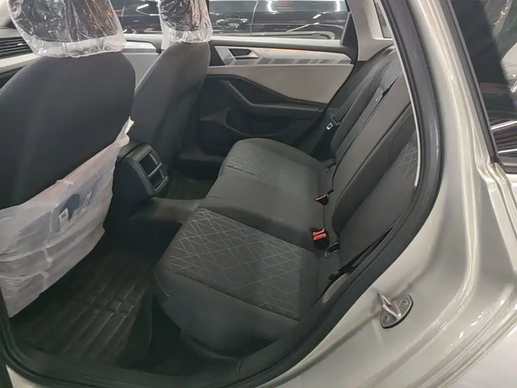 Jetta VA7 — миниатюра 17