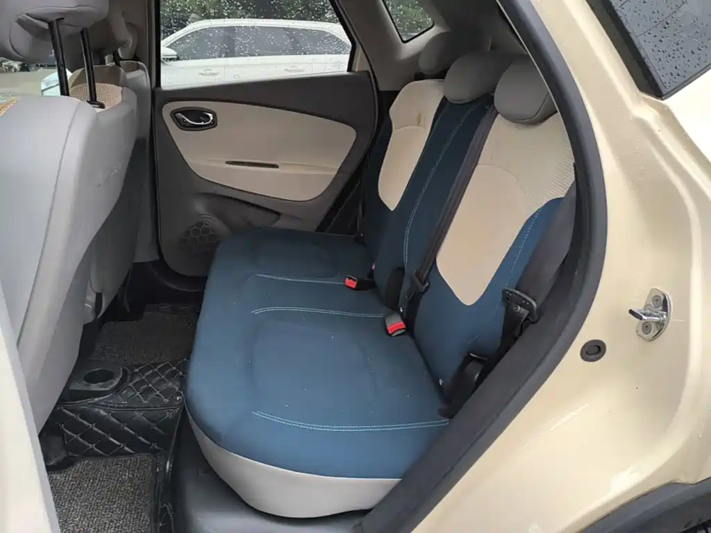 Renault Captur — миниатюра 17