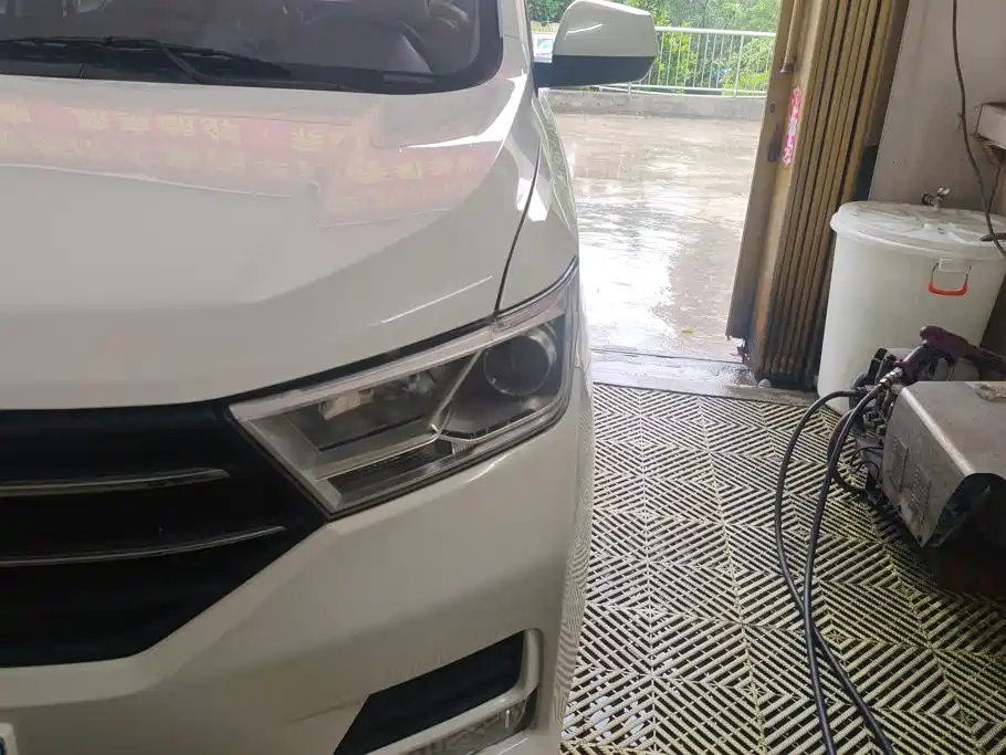 Wuling Hongguang — миниатюра 5