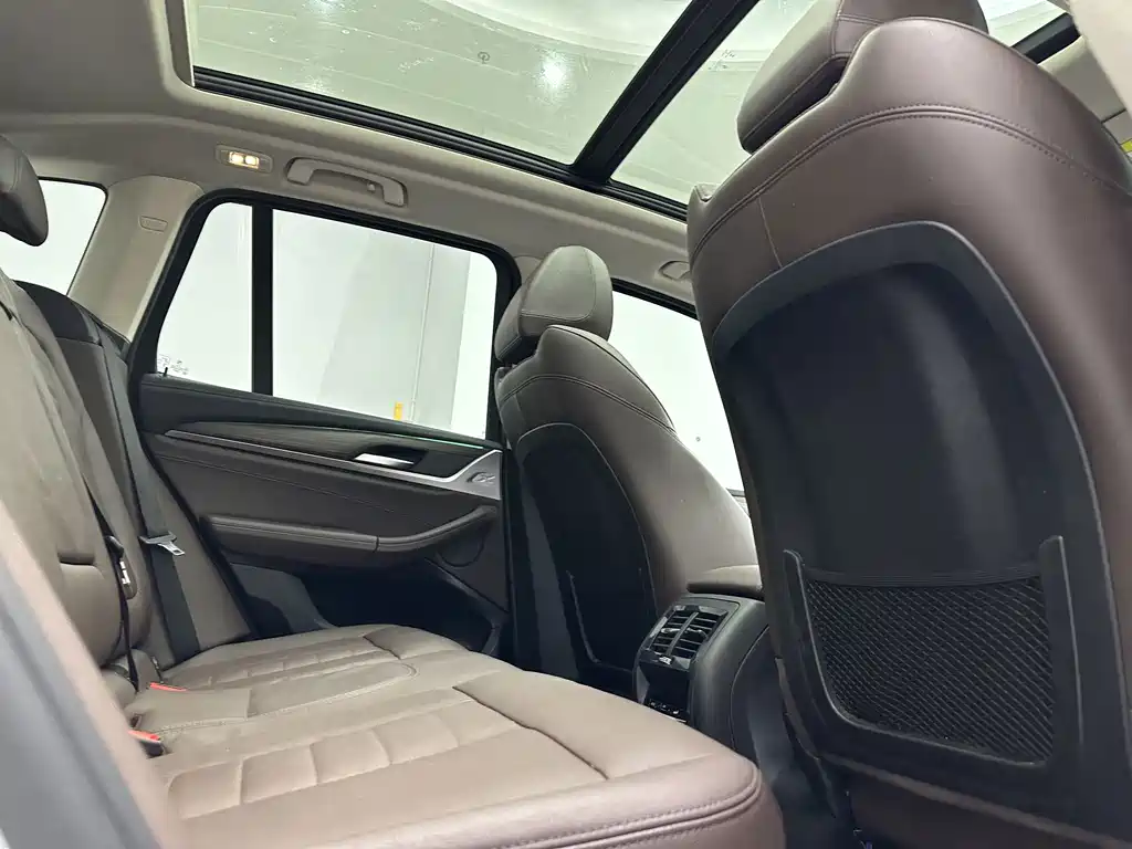 BMW X3 — миниатюра 16