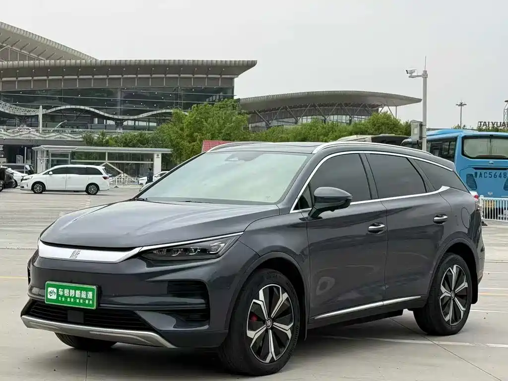 BYD Tang