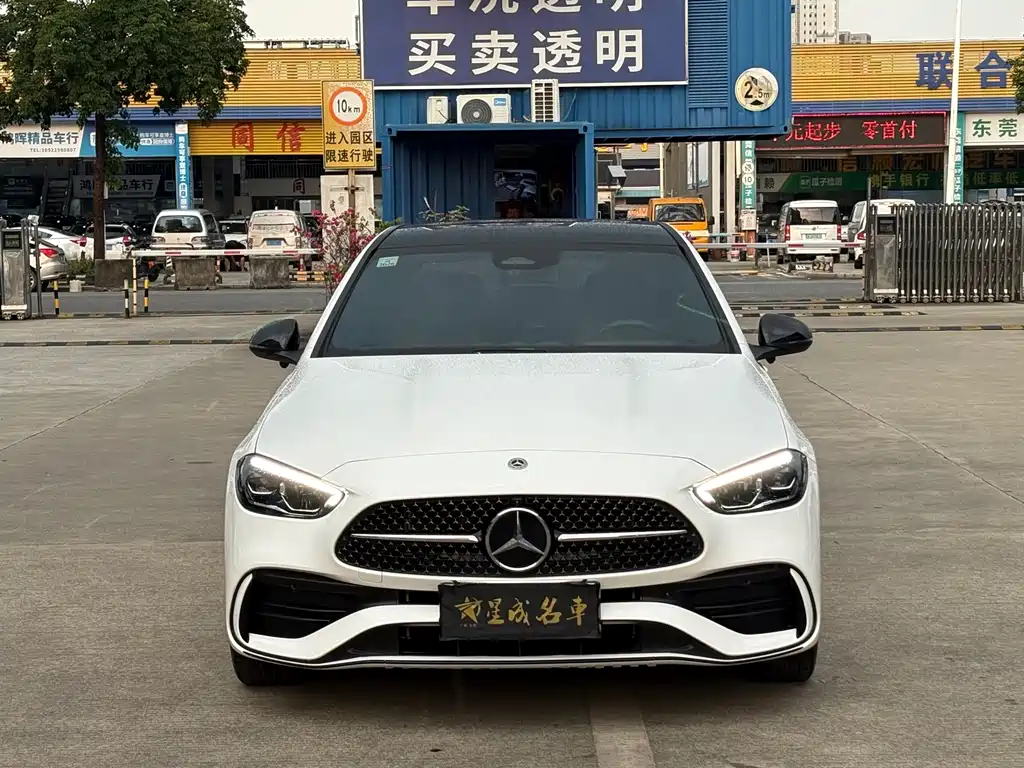 Mercedes-Benz C-Class — миниатюра 2
