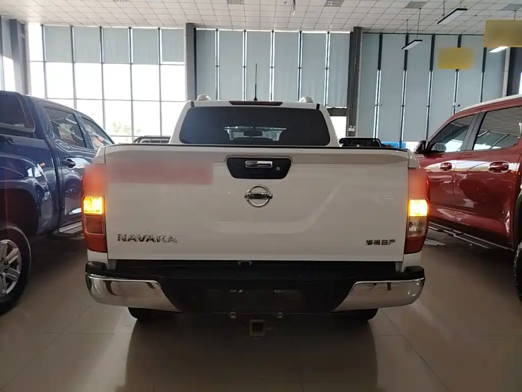 Nissan Navara — миниатюра 4