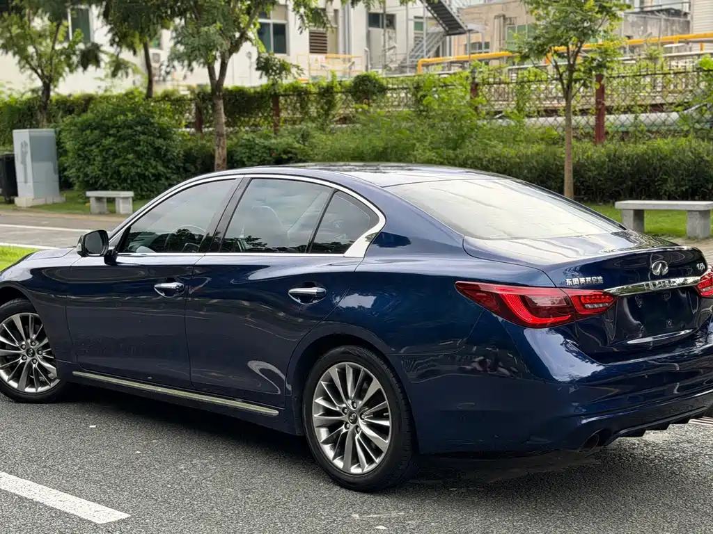 Infiniti Q50L — миниатюра 7