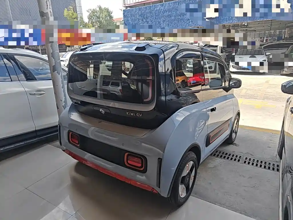 Baojun KiWi EV — миниатюра 7