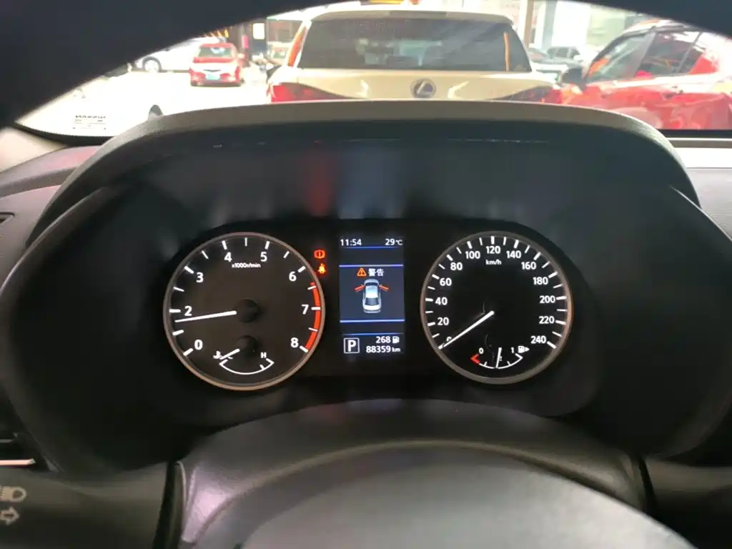 Nissan Sylphy — миниатюра 12