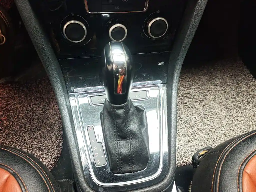 Volkswagen Bora — миниатюра 7