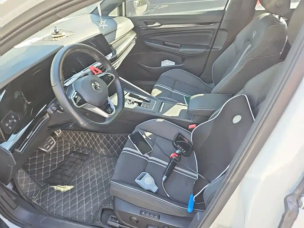 Volkswagen Golf — миниатюра 11