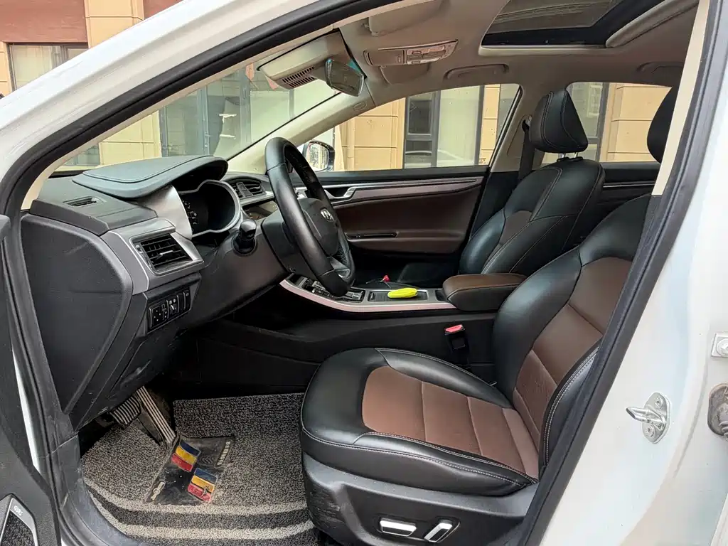 Geely Emgrand GL — миниатюра 7