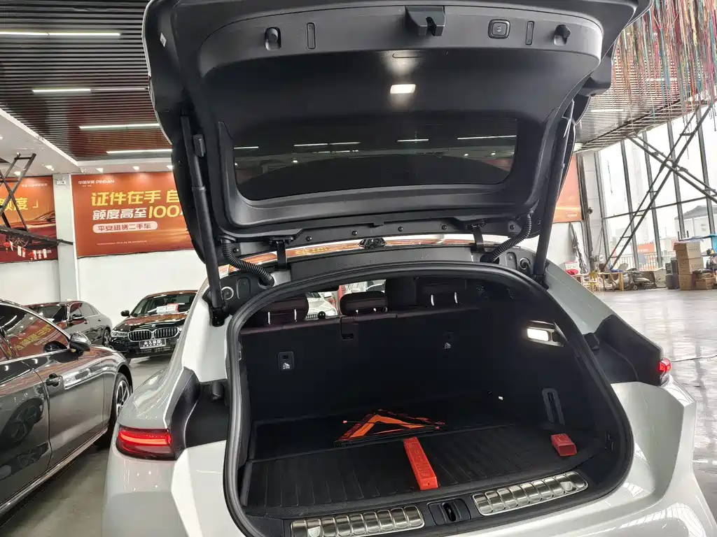 NIO ET5T — миниатюра 16