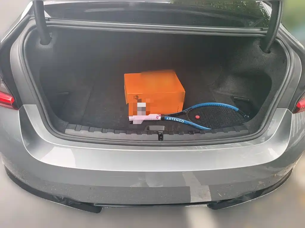 BMW i3 — миниатюра 10
