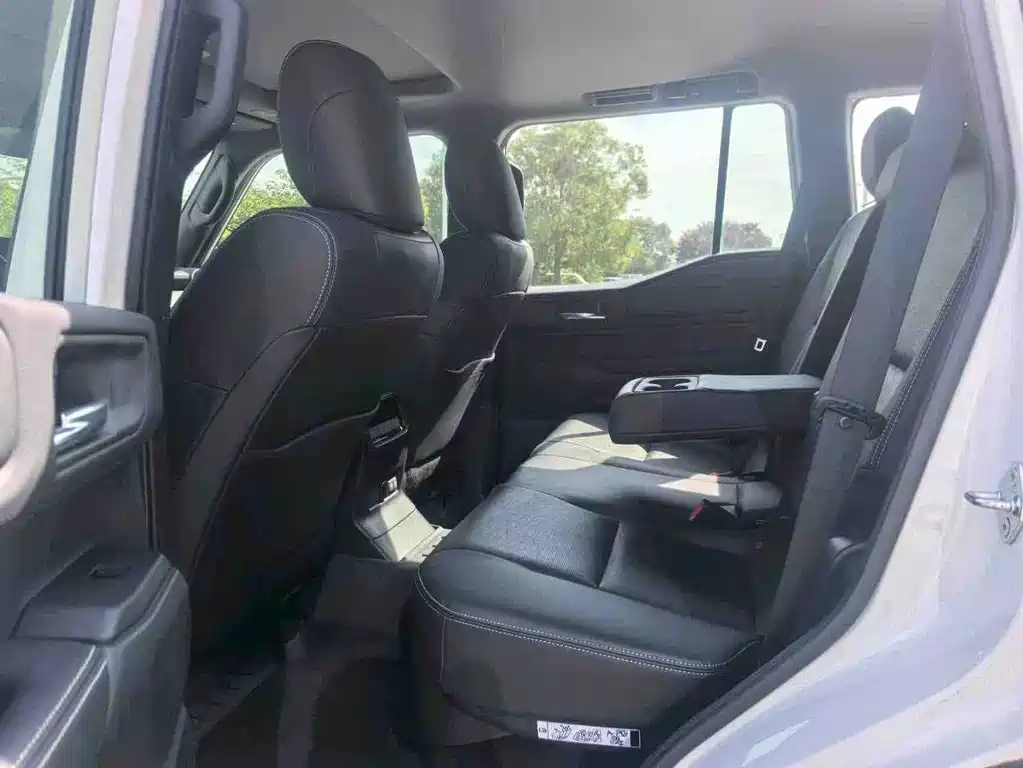 Toyota Prado — миниатюра 7