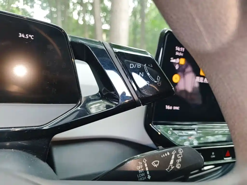Volkswagen ID.3 — миниатюра 14