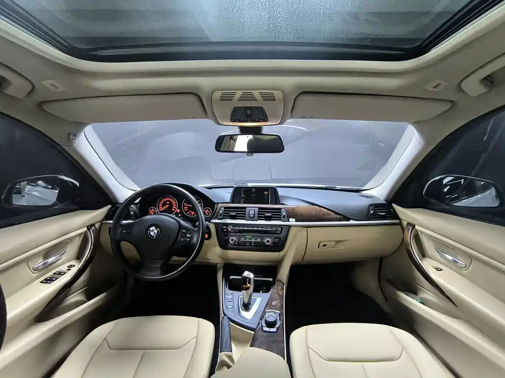 BMW 3 Series — миниатюра 9