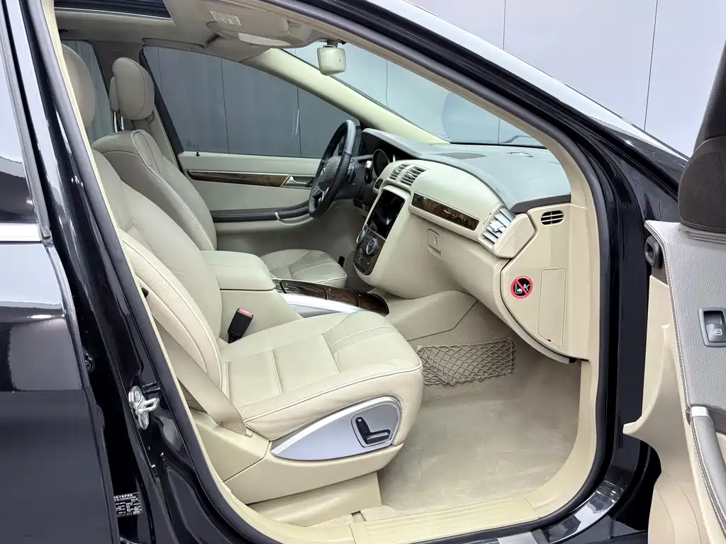 Mercedes-Benz R-Class — миниатюра 23
