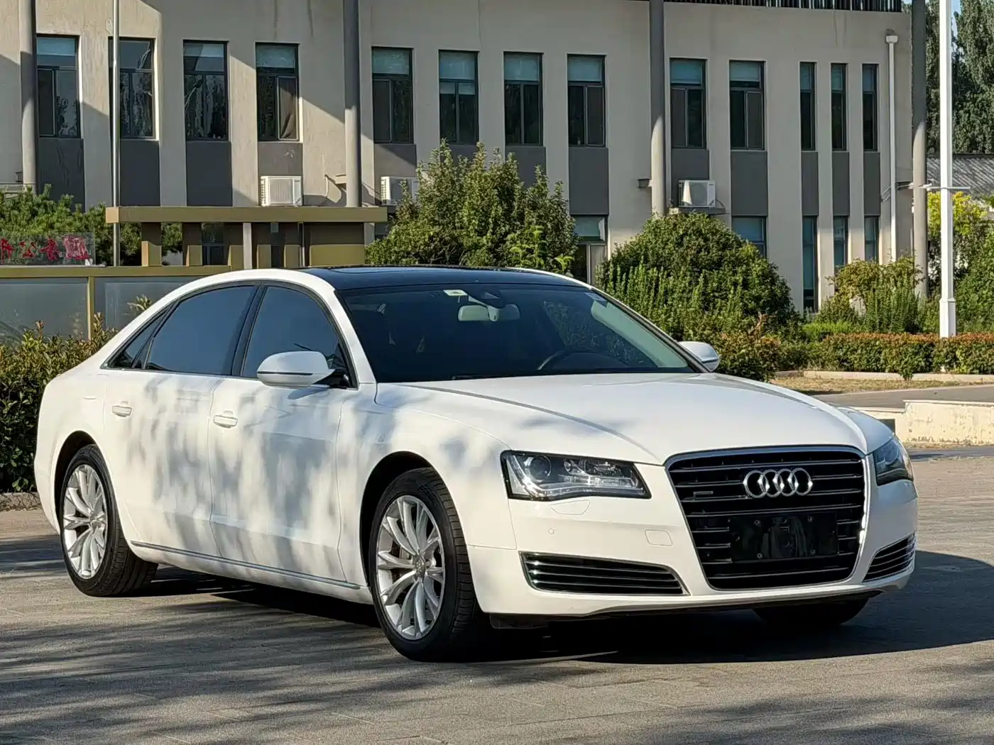 Audi A8