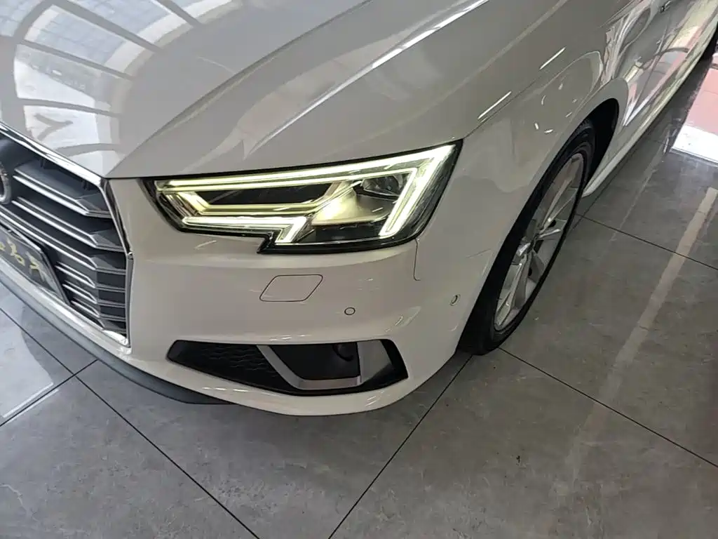 Audi A4L — миниатюра 24