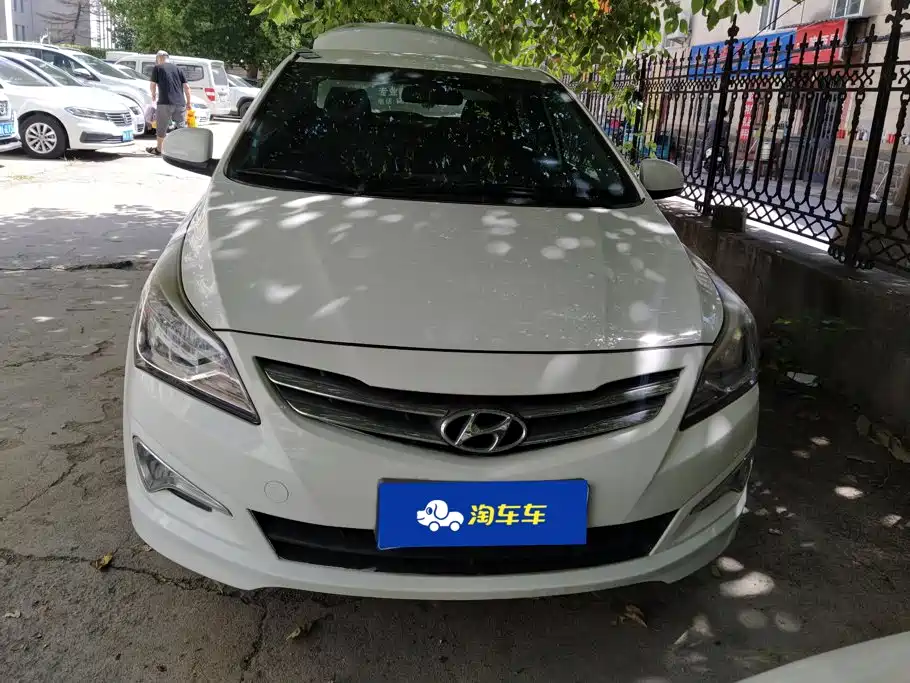 Hyundai Verna — миниатюра 2
