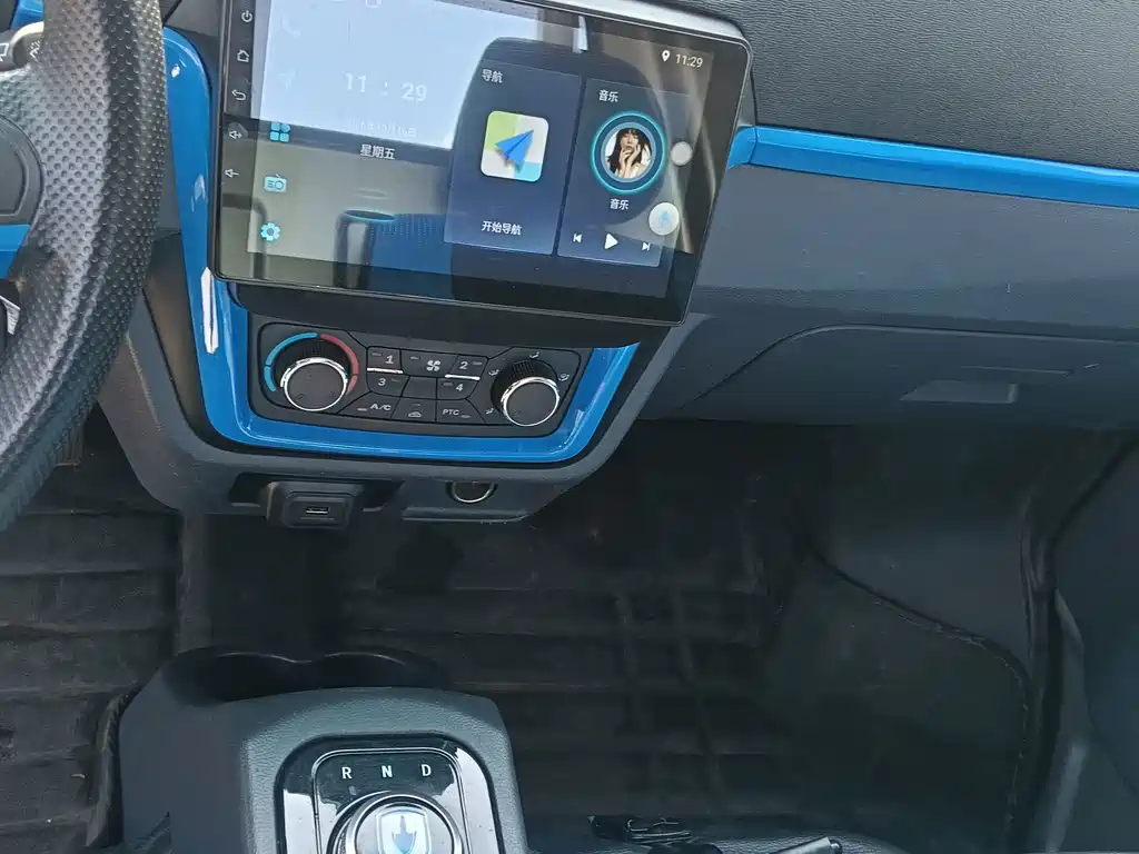 Jinbei New Dolphin EV — миниатюра 11