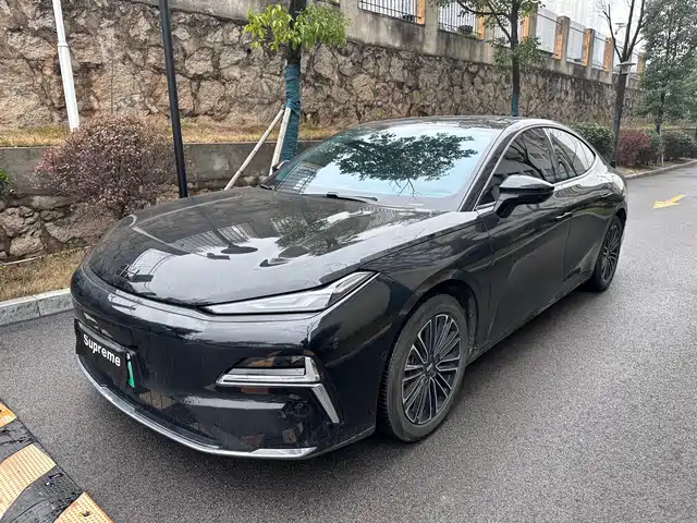 GEELY GALAXY GALAXY SPARKLE 8 2025