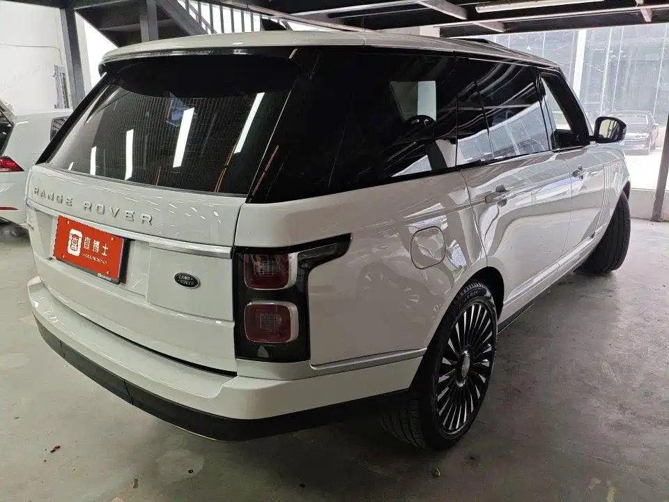 Land Rover Range Rover — миниатюра 8