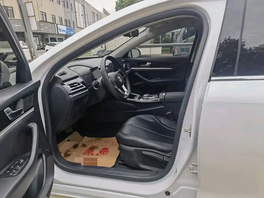 BYD Qin PLUS — миниатюра 8