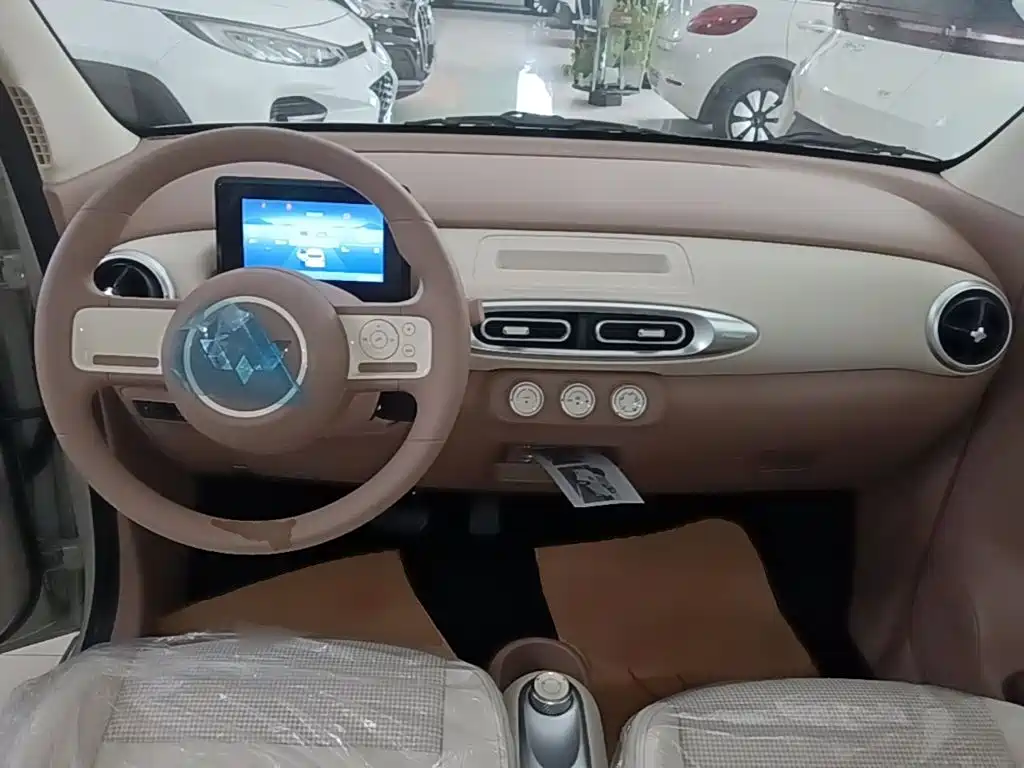 Wuling MINIEV — миниатюра 10