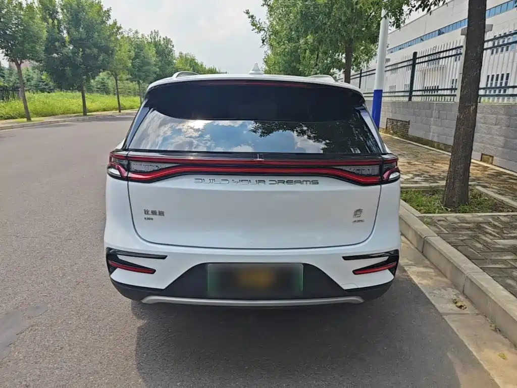 BYD Tang New Energy — миниатюра 6