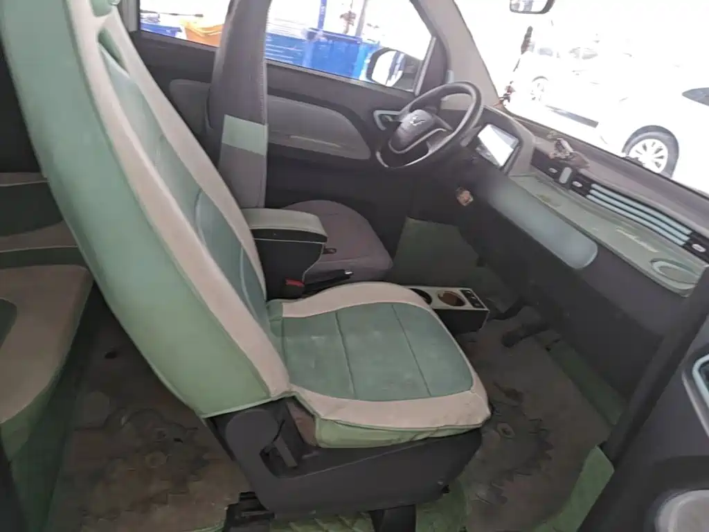 Wuling MINIEV — миниатюра 25