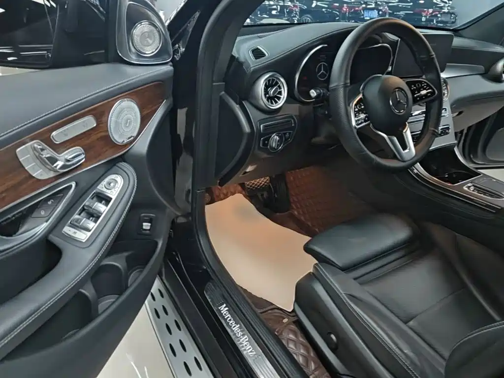 Mercedes-Benz GLC — миниатюра 16