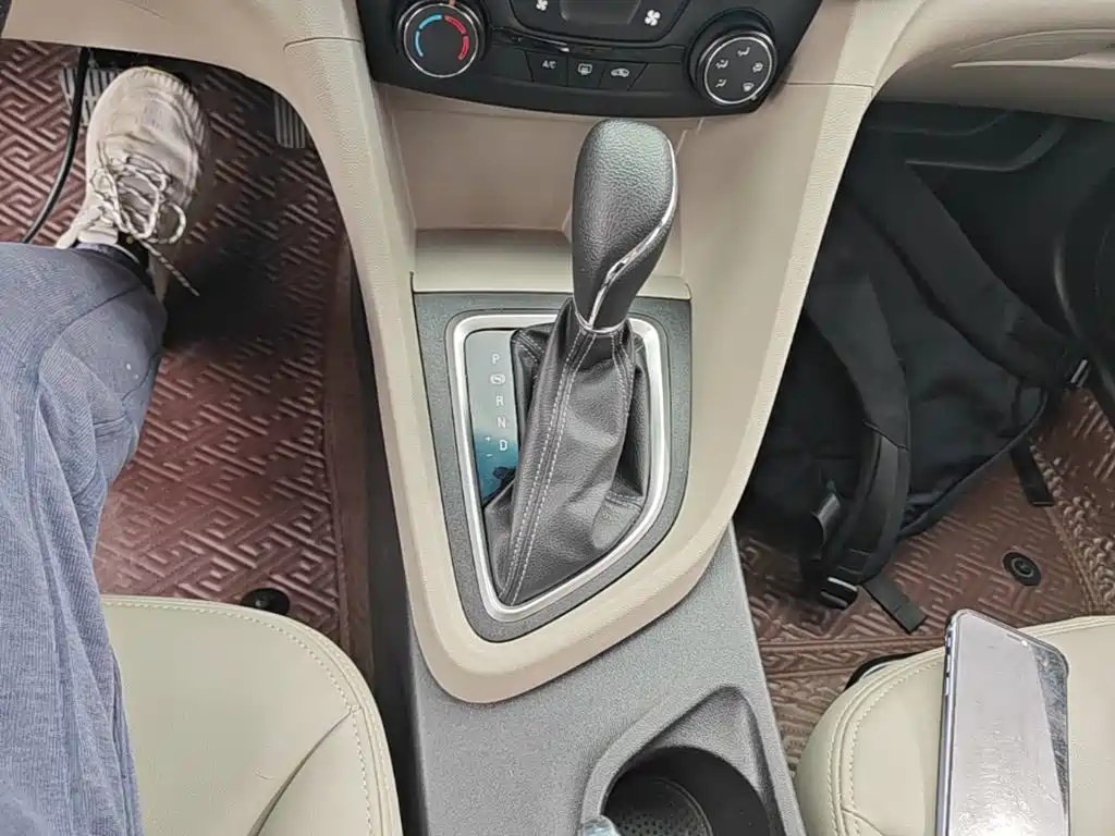 Buick Excelle — миниатюра 14