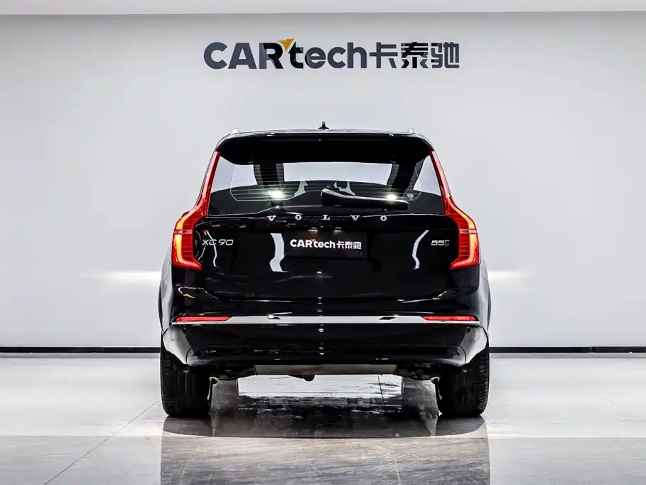 Volvo XC90 — миниатюра 5
