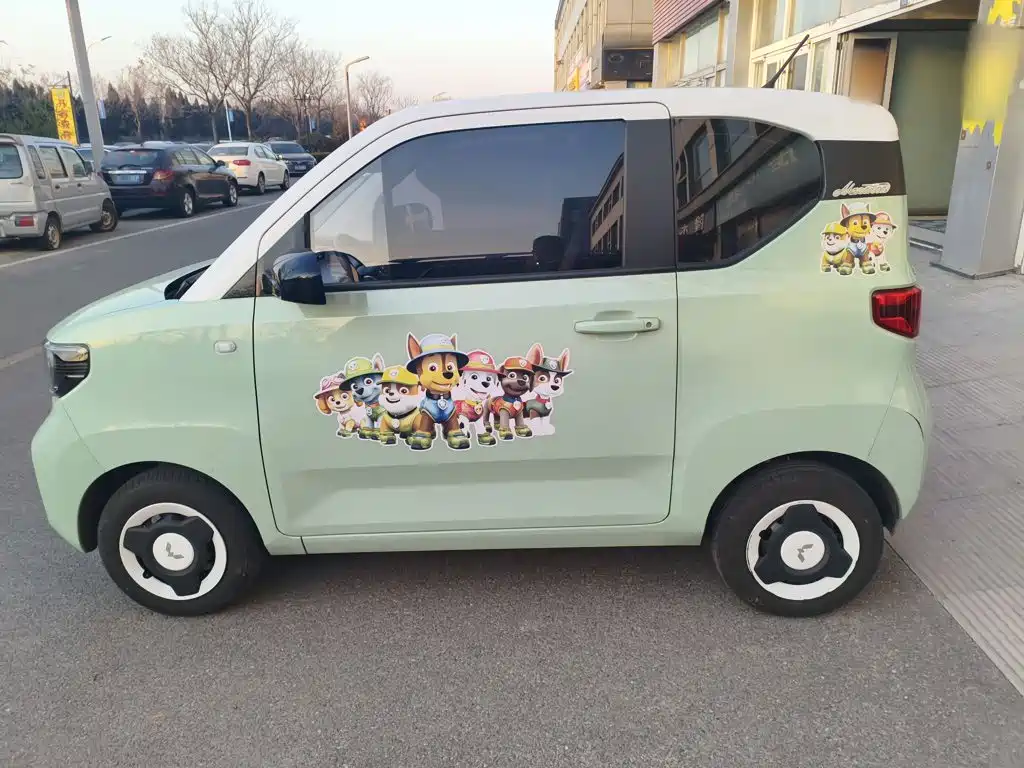 Wuling MINIEV — миниатюра 5