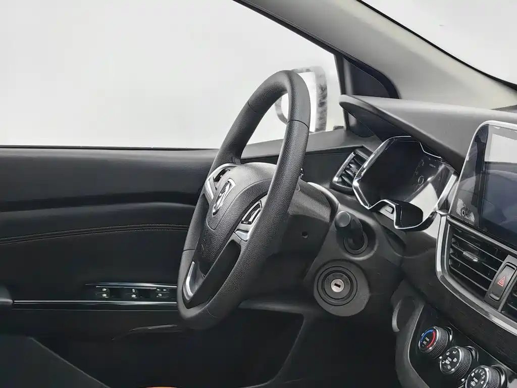 Baojun 310 — миниатюра 22