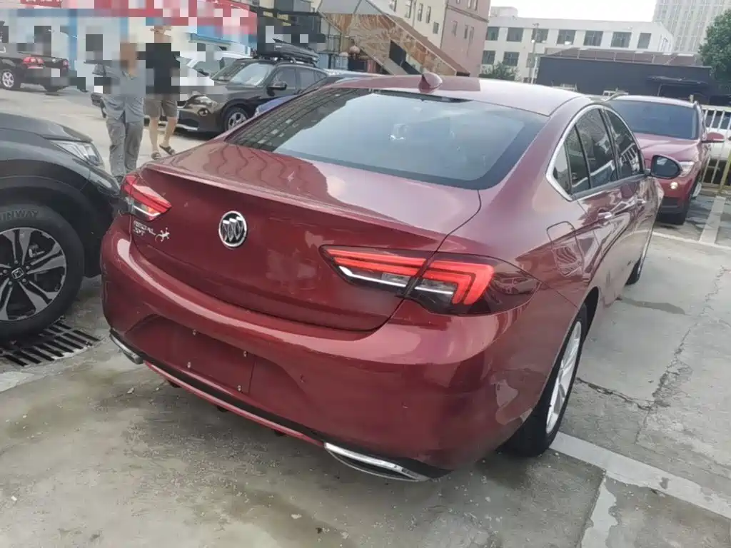 Buick Regal — миниатюра 7