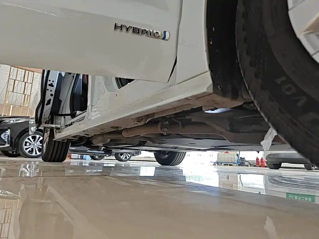 Toyota Sienna — миниатюра 21