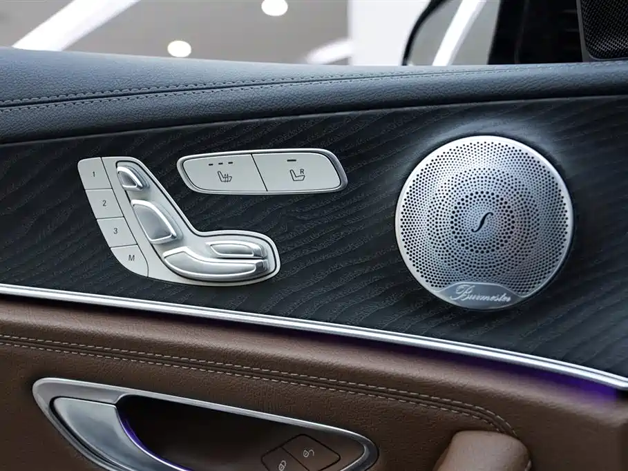 MERCEDES-BENZ  E CLASS