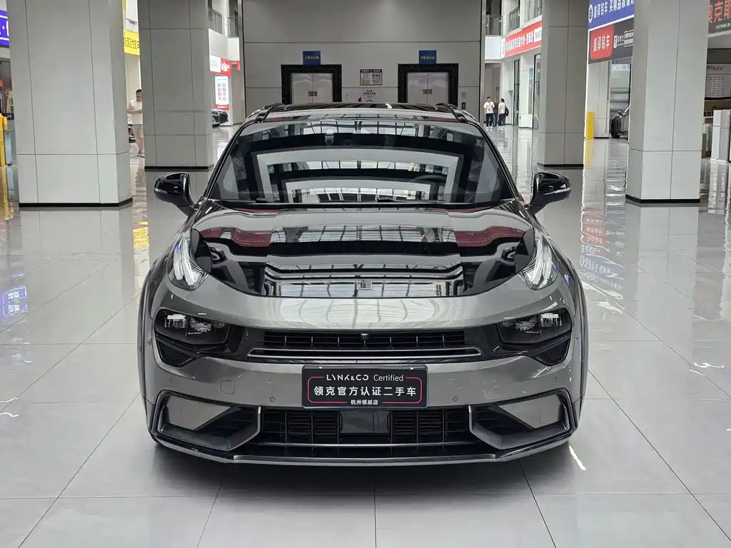 Lynk & Co 02 Hatchback — миниатюра 3