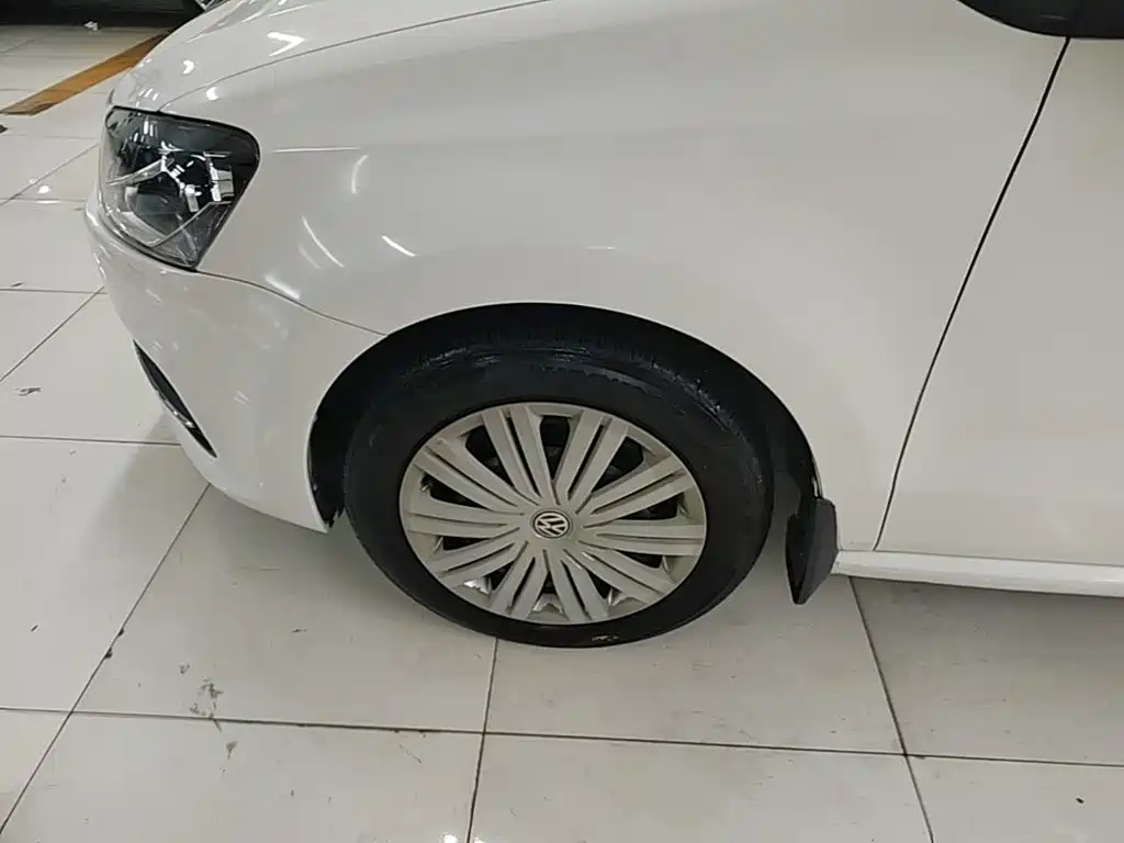 Volkswagen Polo — миниатюра 23
