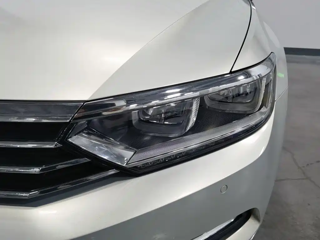 Volkswagen Magotan — миниатюра 7