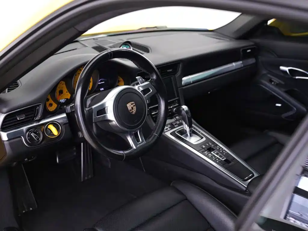 Porsche 911 — миниатюра 12