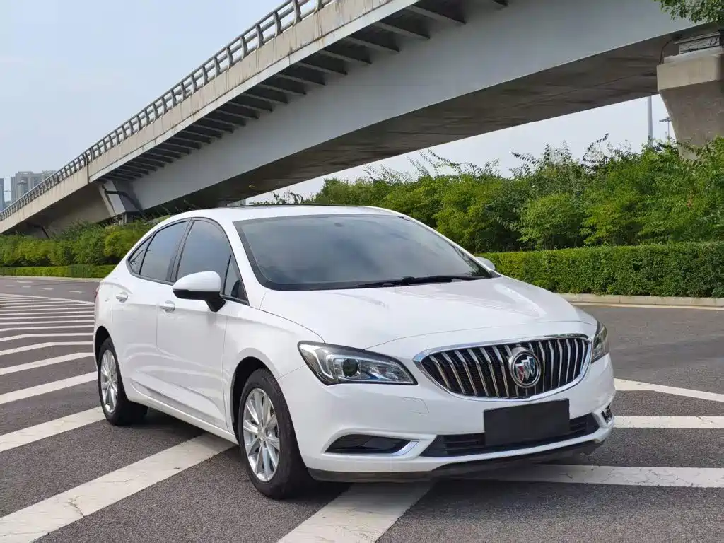 Buick Verano — миниатюра 17