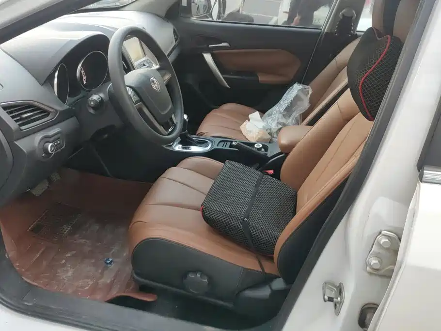 MG MG GT — миниатюра 9