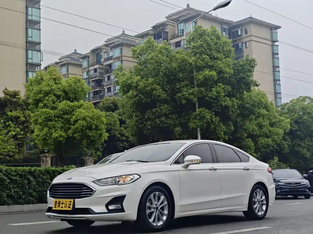 Ford Mondeo 2021
