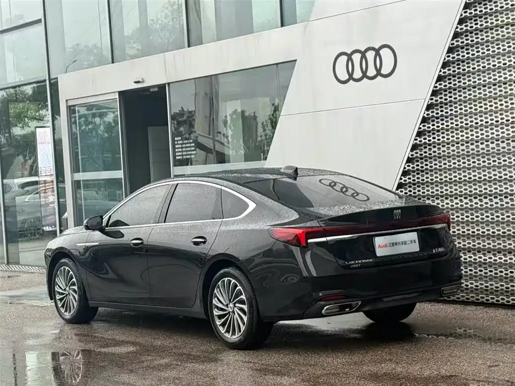 Buick LaCrosse — миниатюра 5