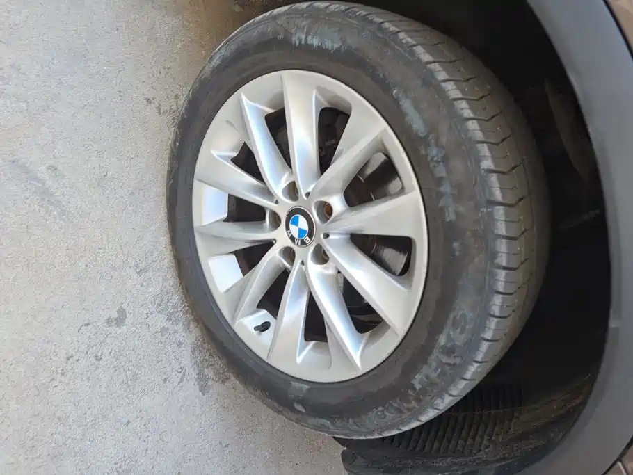 BMW X3 (Import) — миниатюра 6