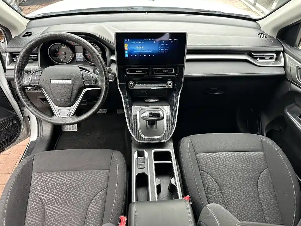 Haval M6 — миниатюра 3